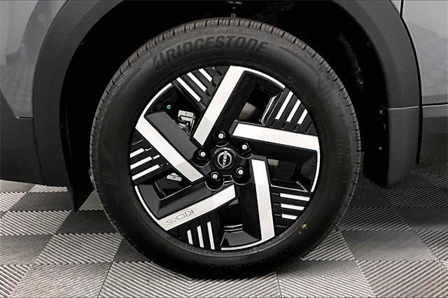 new 2026 Nissan Kicks car, priced at $24,112