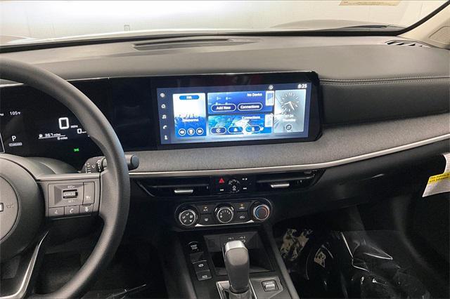 new 2025 Nissan Kicks car, priced at $23,684