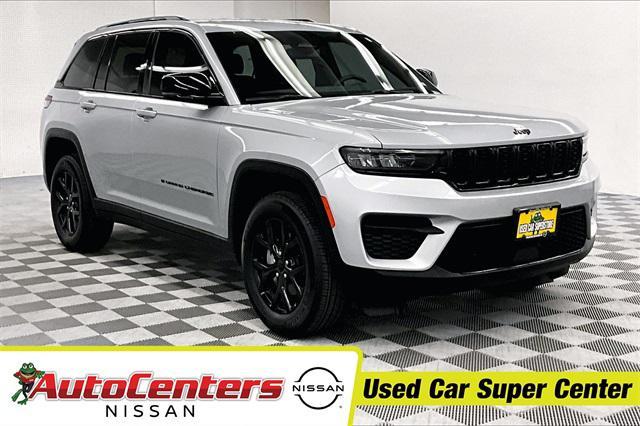 used 2024 Jeep Grand Cherokee car, priced at $31,998