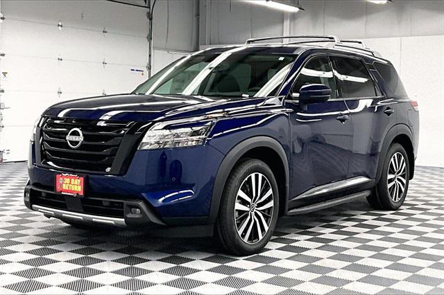 new 2024 Nissan Pathfinder car, priced at $44,983