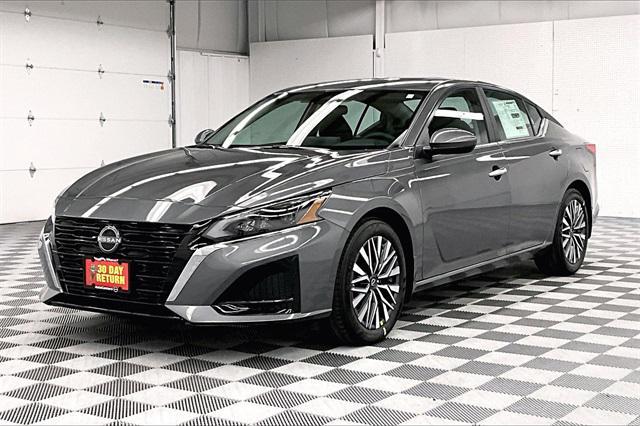 new 2025 Nissan Altima car, priced at $28,583