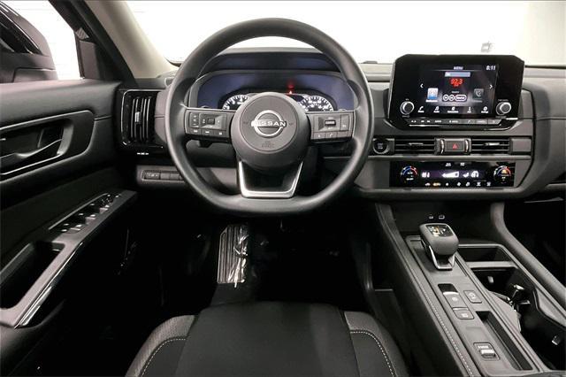 new 2025 Nissan Pathfinder car, priced at $34,812