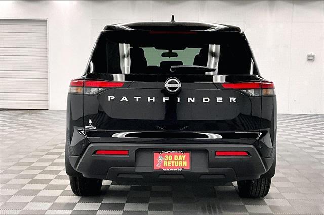 new 2025 Nissan Pathfinder car, priced at $34,812