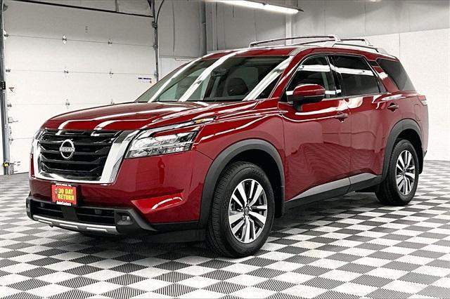 new 2024 Nissan Pathfinder car, priced at $39,569