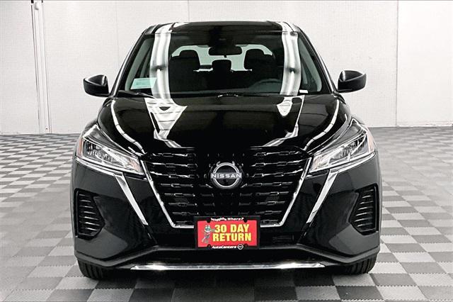 new 2025 Nissan Kicks car, priced at $21,657