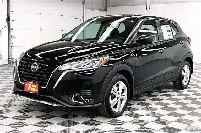 new 2025 Nissan Kicks car, priced at $21,657