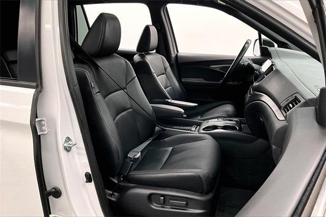 used 2022 Honda Passport car, priced at $31,163
