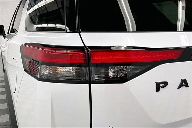 new 2025 Nissan Pathfinder car, priced at $53,587