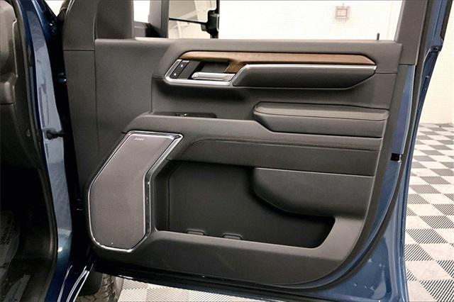 used 2024 Chevrolet Silverado 2500 car, priced at $68,742