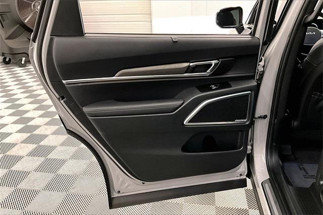 used 2025 Kia Telluride car, priced at $46,636