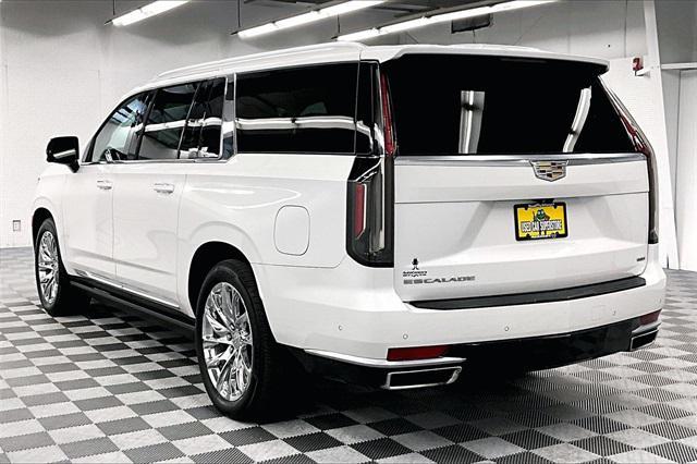 used 2021 Cadillac Escalade ESV car, priced at $65,998