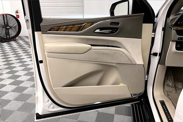 used 2021 Cadillac Escalade ESV car, priced at $65,998