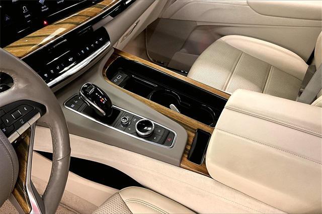 used 2021 Cadillac Escalade ESV car, priced at $65,998
