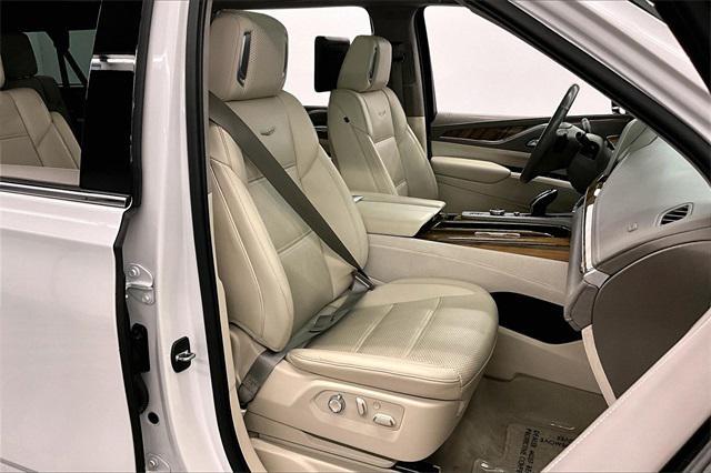 used 2021 Cadillac Escalade ESV car, priced at $65,998