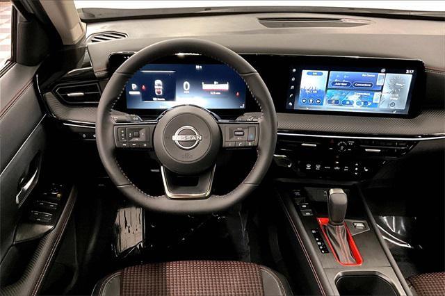 new 2025 Nissan Kicks car, priced at $29,406