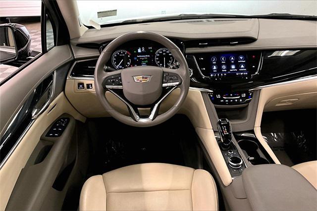 used 2025 Cadillac XT6 car, priced at $45,641