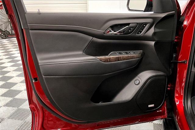 used 2023 GMC Acadia car, priced at $41,712