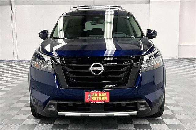 new 2024 Nissan Pathfinder car, priced at $45,473