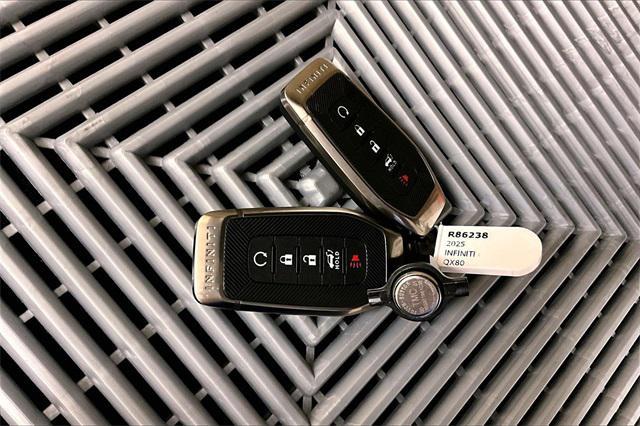 used 2025 INFINITI QX80 car, priced at $77,920