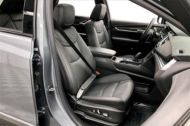 used 2021 Cadillac XT5 car, priced at $32,568