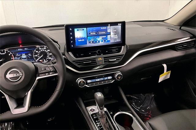 new 2025 Nissan Altima car, priced at $33,975