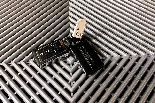 used 2022 Jeep Grand Cherokee L car