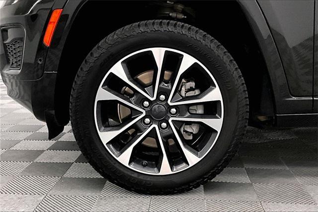 used 2022 Jeep Grand Cherokee L car