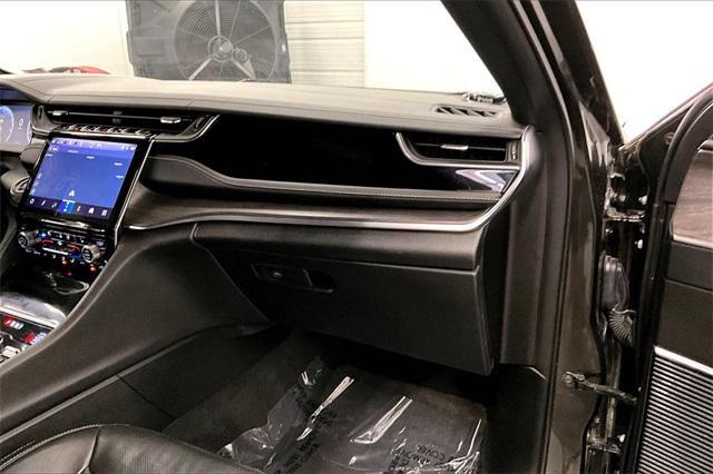 used 2022 Jeep Grand Cherokee L car