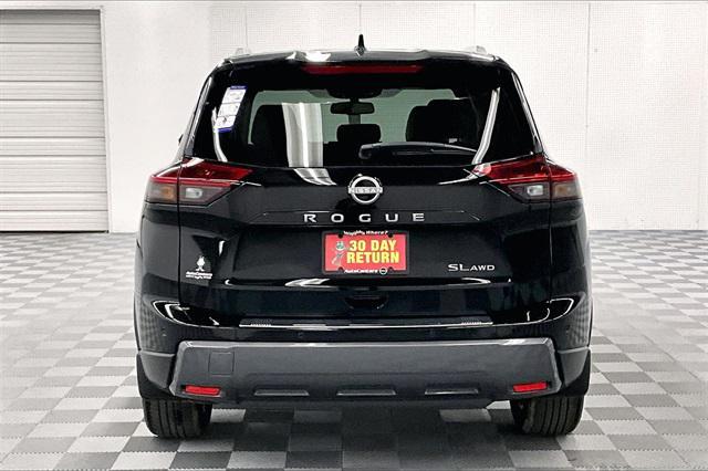 new 2025 Nissan Rogue car, priced at $35,728