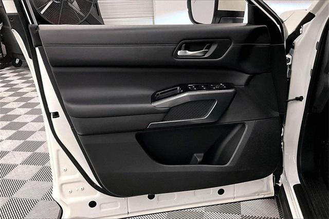 used 2023 Nissan Pathfinder car, priced at $32,684