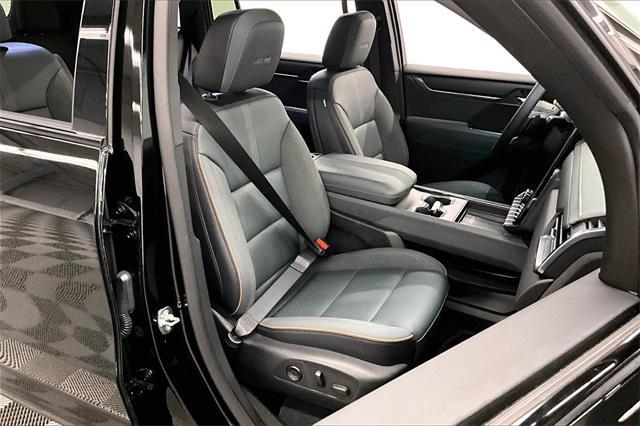 used 2024 GMC Acadia car, priced at $44,998