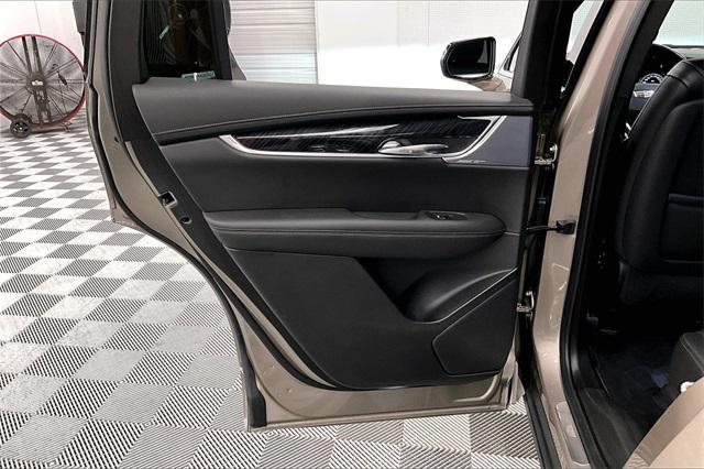 used 2023 Cadillac XT6 car, priced at $40,863