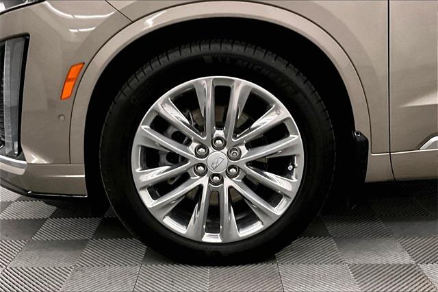 used 2023 Cadillac XT6 car, priced at $40,863