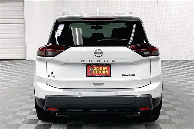 new 2025 Nissan Rogue car, priced at $40,015