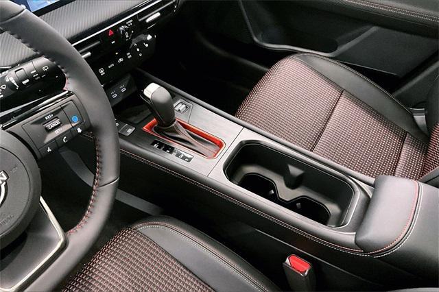 new 2025 Nissan Kicks car, priced at $32,020