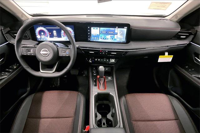 new 2025 Nissan Kicks car, priced at $32,020