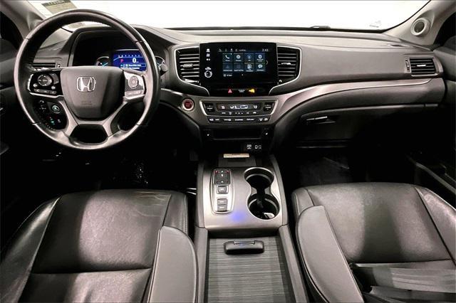 used 2022 Honda Pilot car, priced at $29,995