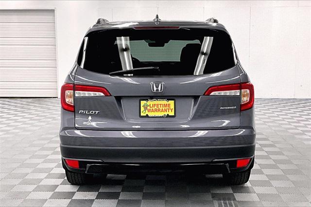 used 2022 Honda Pilot car, priced at $29,995