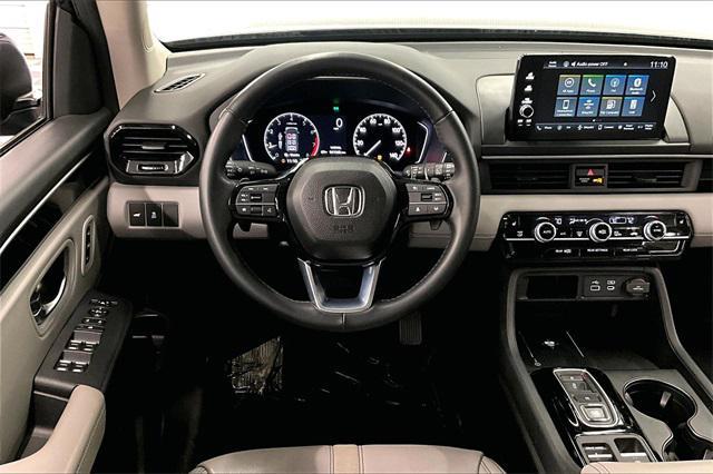used 2023 Honda Pilot car, priced at $35,484