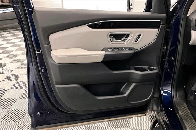 used 2023 Honda Pilot car, priced at $35,484