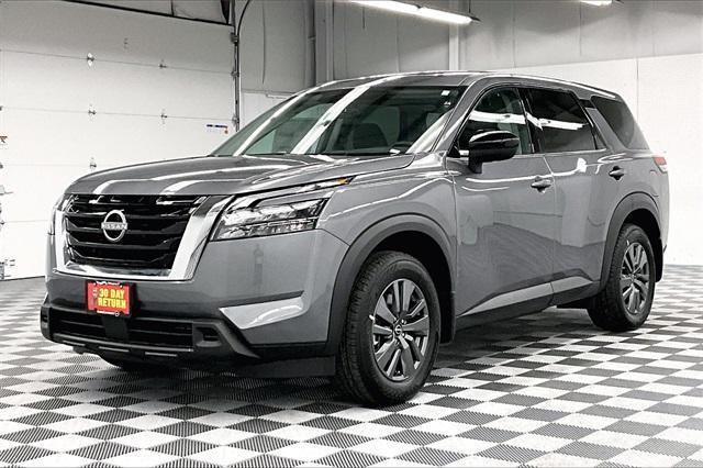 new 2024 Nissan Pathfinder car, priced at $32,624