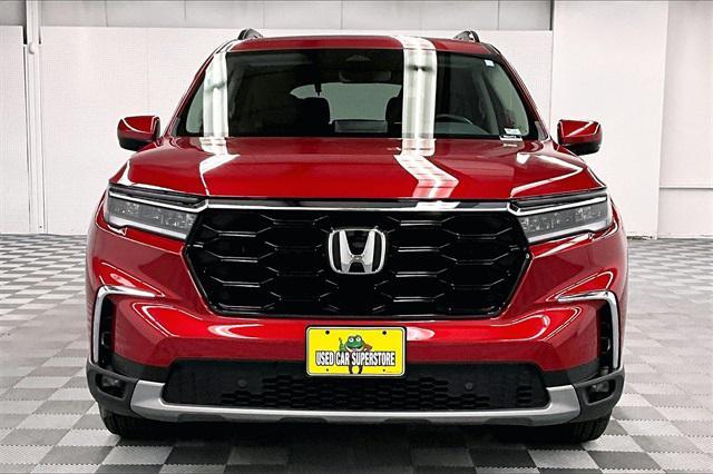 used 2025 Honda Pilot car, priced at $44,995