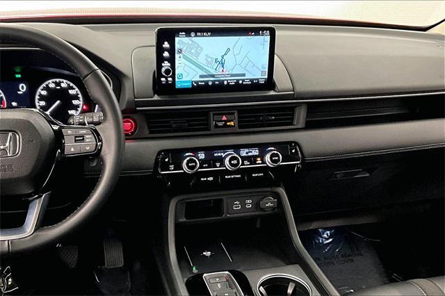 used 2025 Honda Pilot car, priced at $44,995