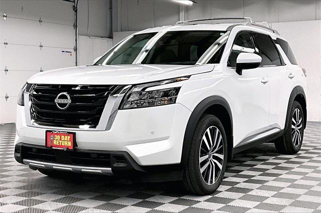 new 2025 Nissan Pathfinder car, priced at $50,550