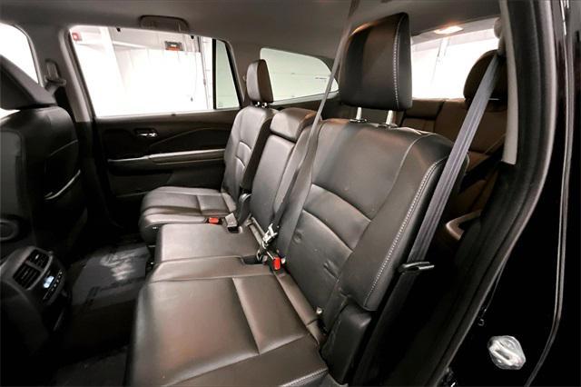 used 2022 Honda Pilot car, priced at $33,972
