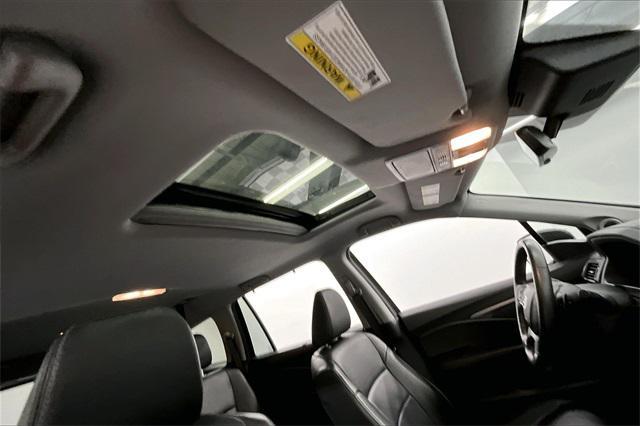 used 2022 Honda Pilot car, priced at $33,972