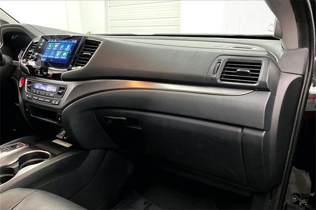 used 2022 Honda Pilot car, priced at $33,972
