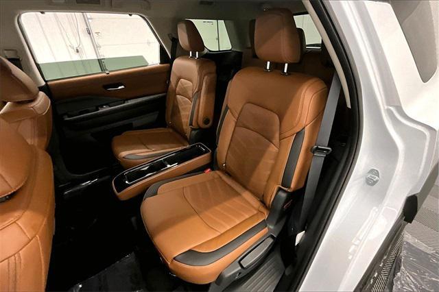 new 2025 Nissan Pathfinder car, priced at $54,635
