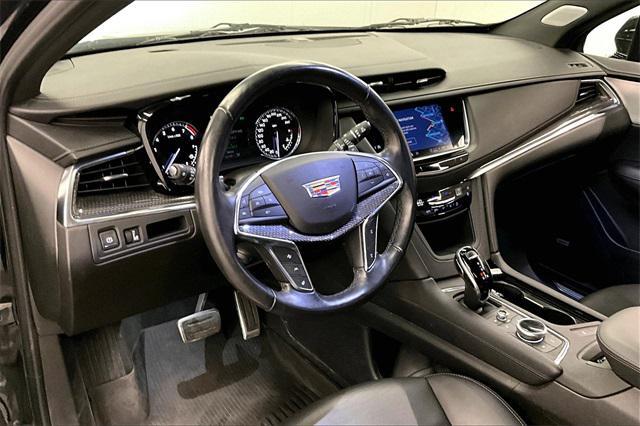 used 2021 Cadillac XT5 car, priced at $33,212