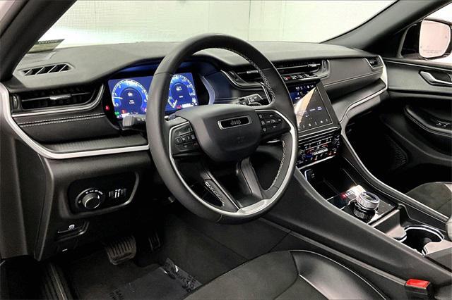 used 2024 Jeep Grand Cherokee car, priced at $30,953
